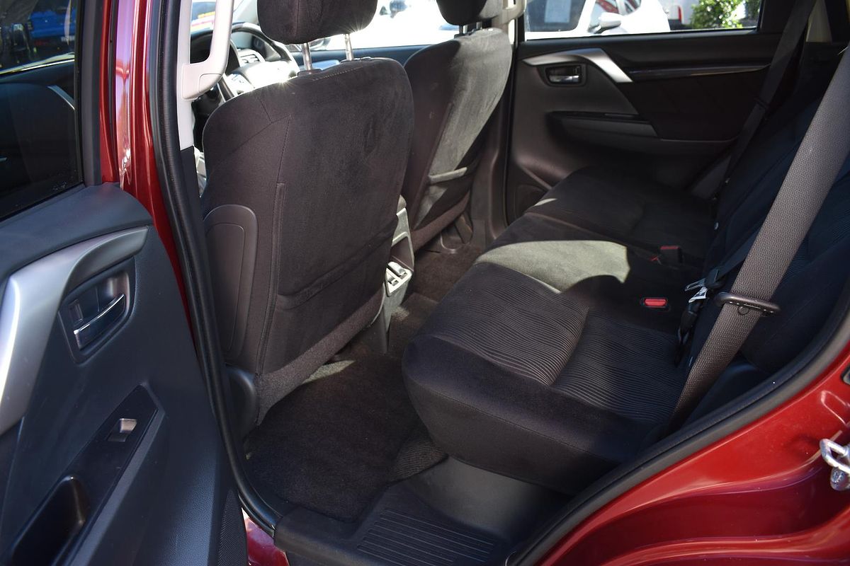 2018 Mitsubishi Pajero Sport GLX QE