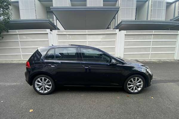 2014 Volkswagen Golf 103TSI Highline 7