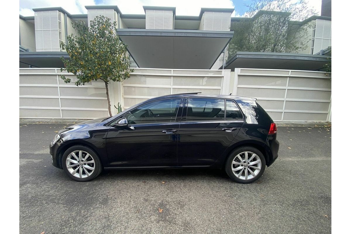 2014 Volkswagen Golf 103TSI Highline 7