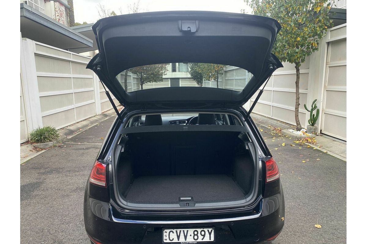 2014 Volkswagen Golf 103TSI Highline 7