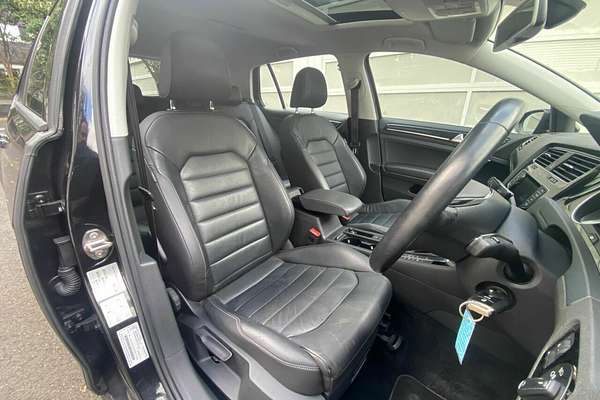 2014 Volkswagen Golf 103TSI Highline 7