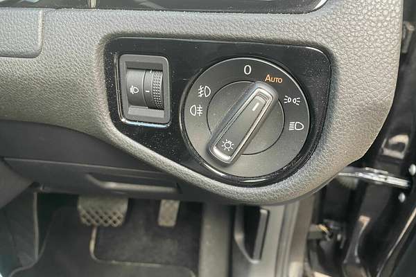 2014 Volkswagen Golf 103TSI Highline 7