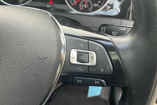 2014 Volkswagen Golf 103TSI Highline 7