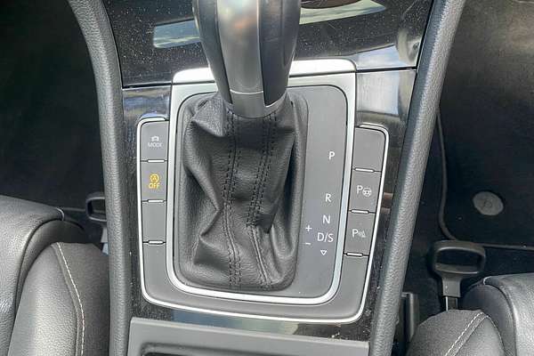 2014 Volkswagen Golf 103TSI Highline 7