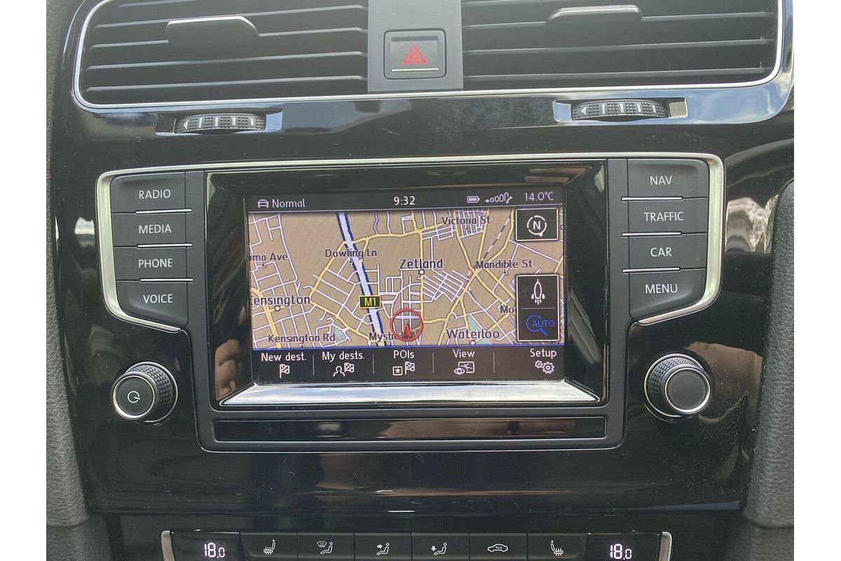 2014 Volkswagen Golf 103TSI Highline 7