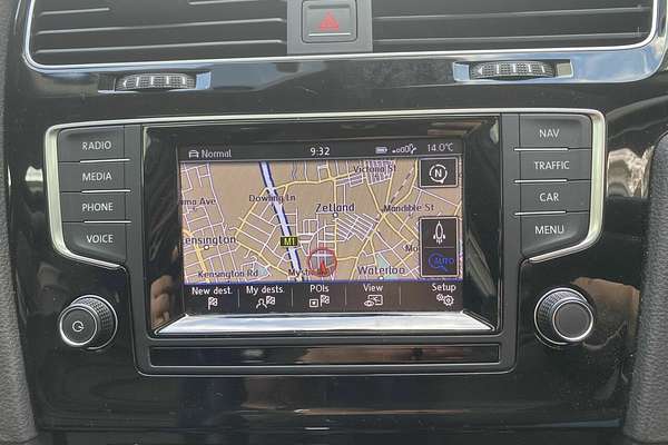 2014 Volkswagen Golf 103TSI Highline 7