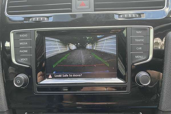 2014 Volkswagen Golf 103TSI Highline 7