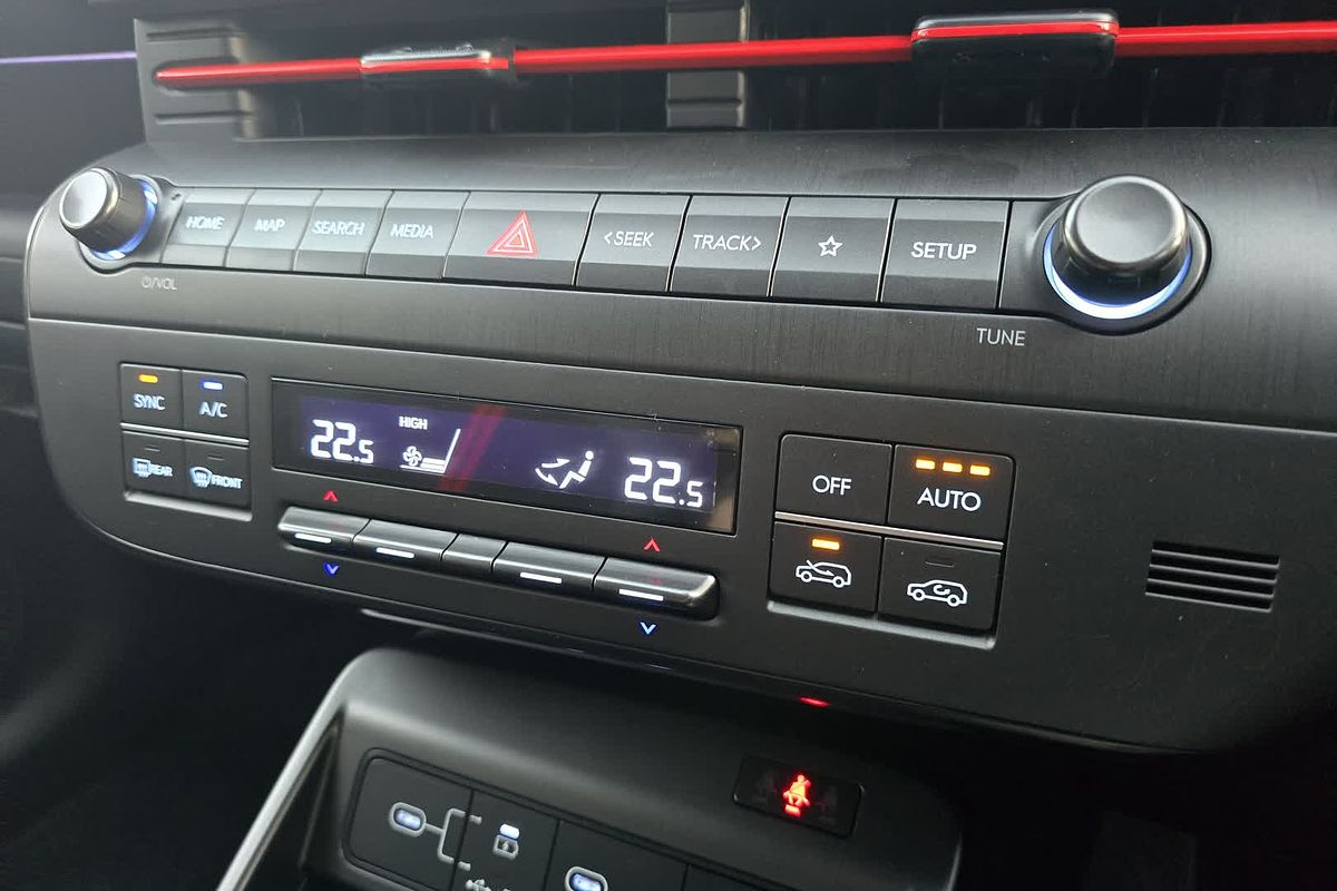 2025 Hyundai Kona Premium N Line SX2.V2