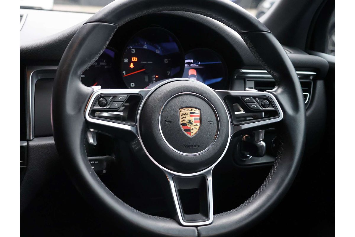 2021 Porsche Macan 95B