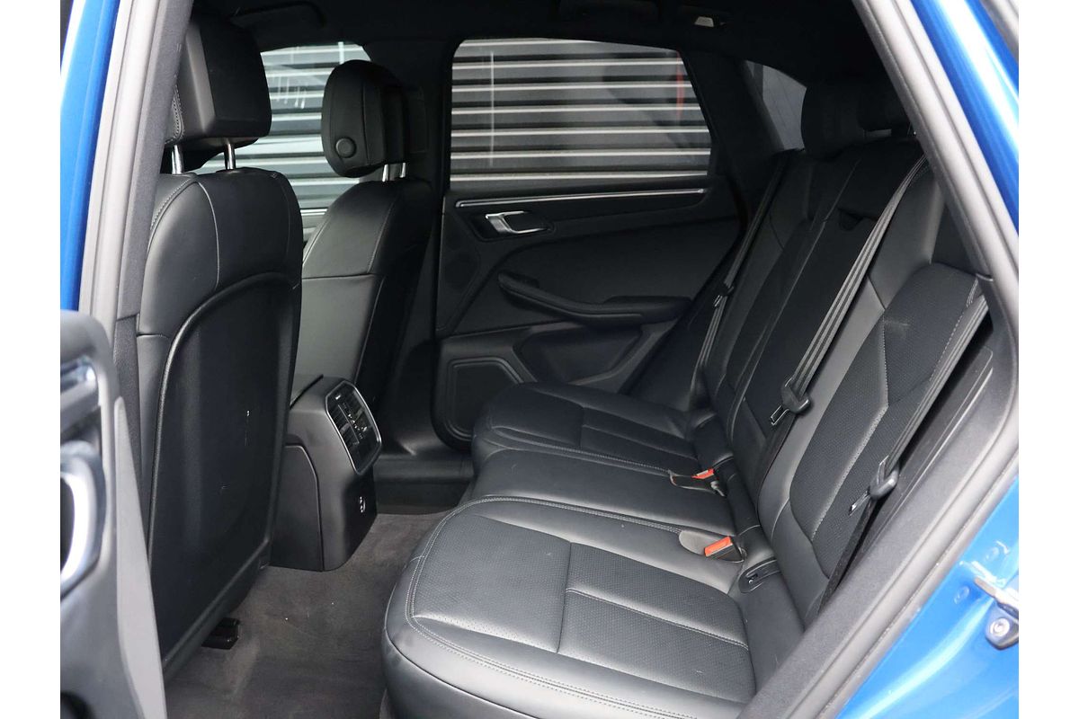 2021 Porsche Macan 95B