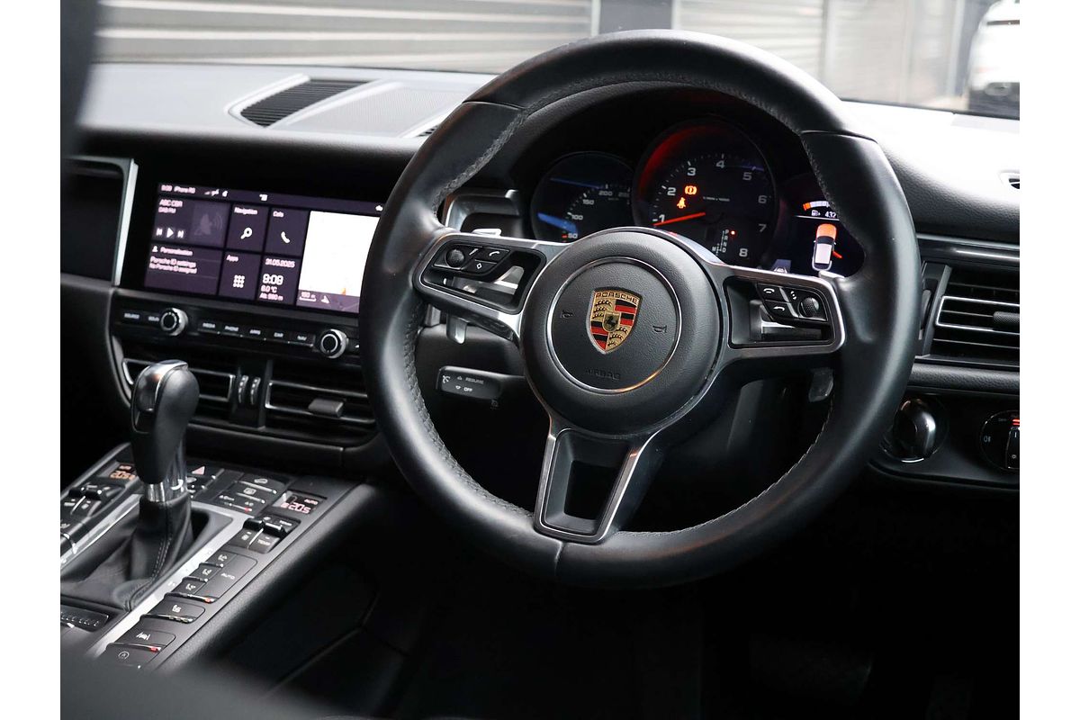 2021 Porsche Macan 95B