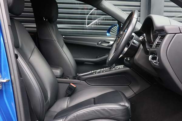 2021 Porsche Macan 95B