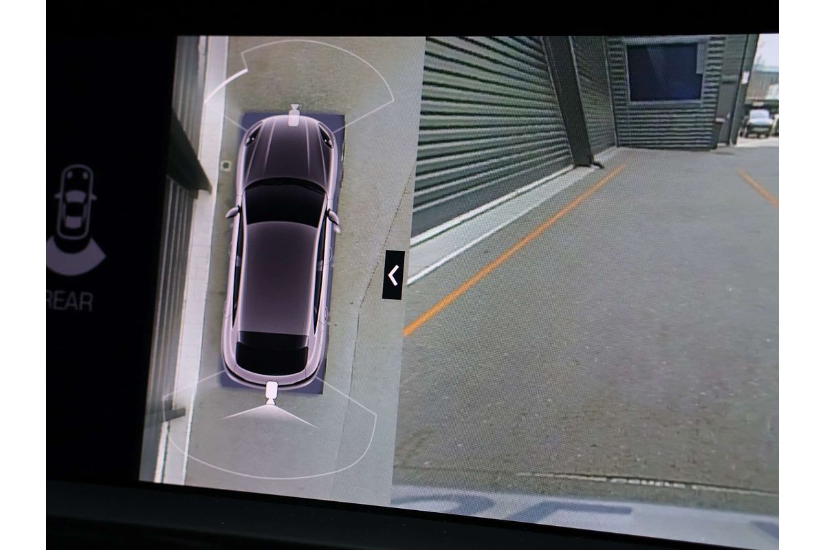 2021 Porsche Macan 95B