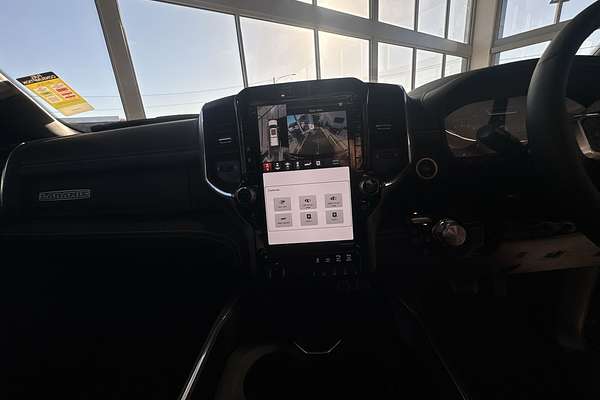 2024 RAM 1500 Laramie Sport RamBox DT 4X4 SWB