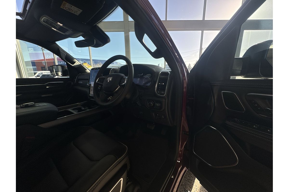 2024 RAM 1500 Laramie Sport RamBox DT 4X4 SWB