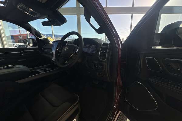 2024 RAM 1500 Laramie Sport RamBox DT 4X4 SWB