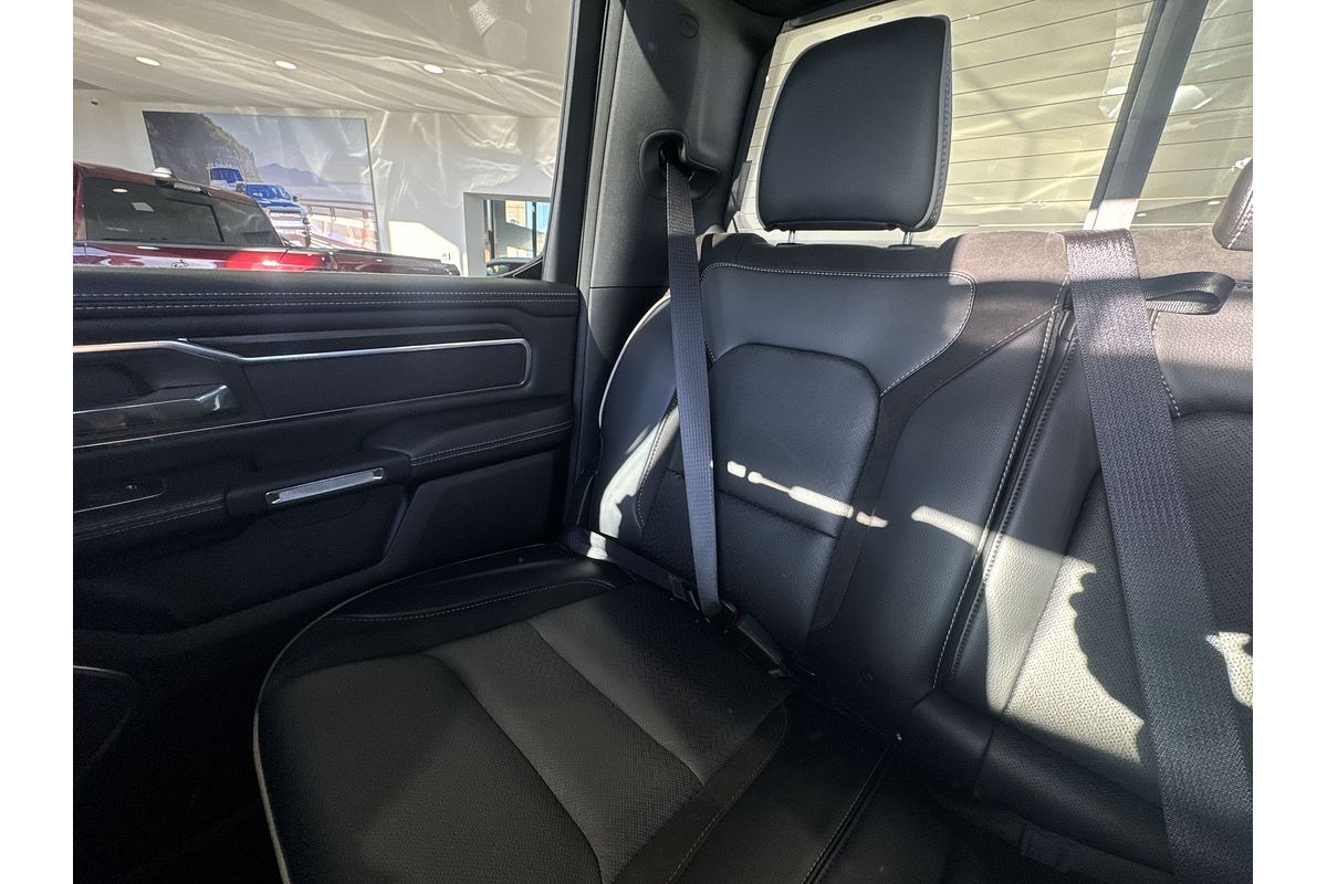 2024 RAM 1500 Laramie Sport RamBox DT 4X4 SWB