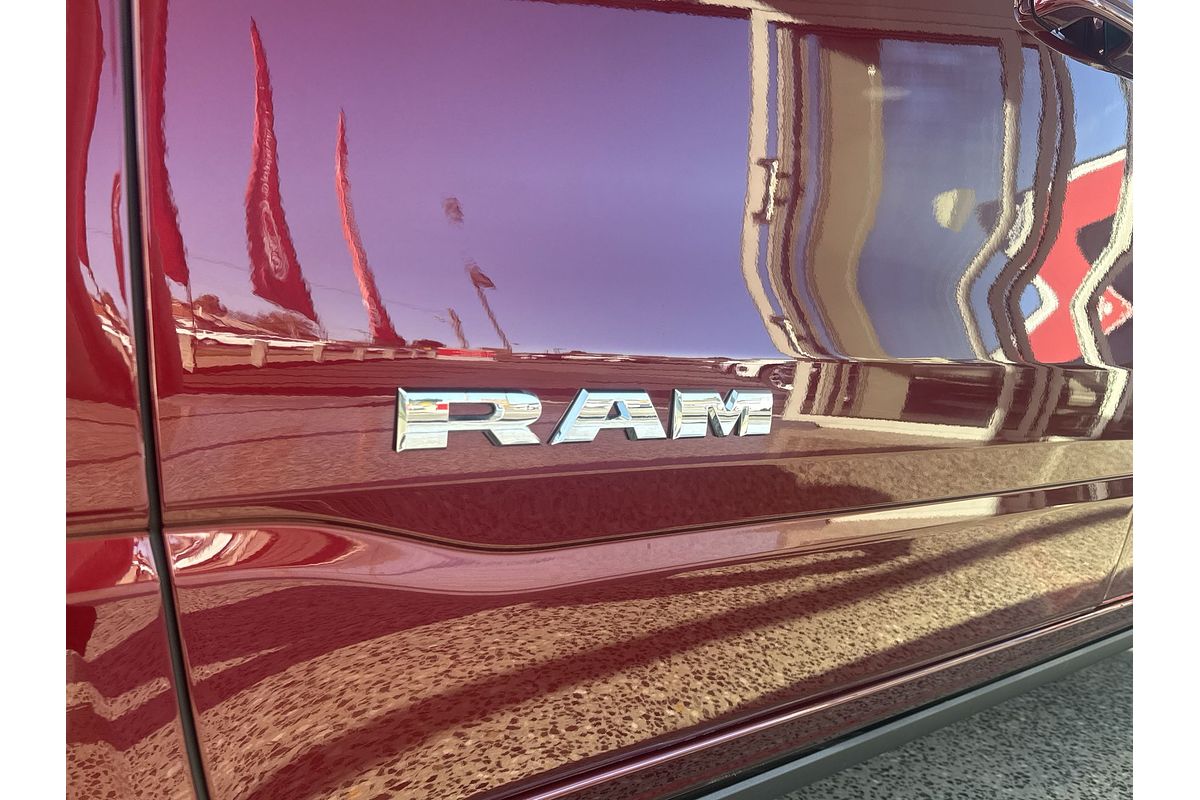 2024 RAM 1500 Laramie Sport RamBox DT 4X4 SWB