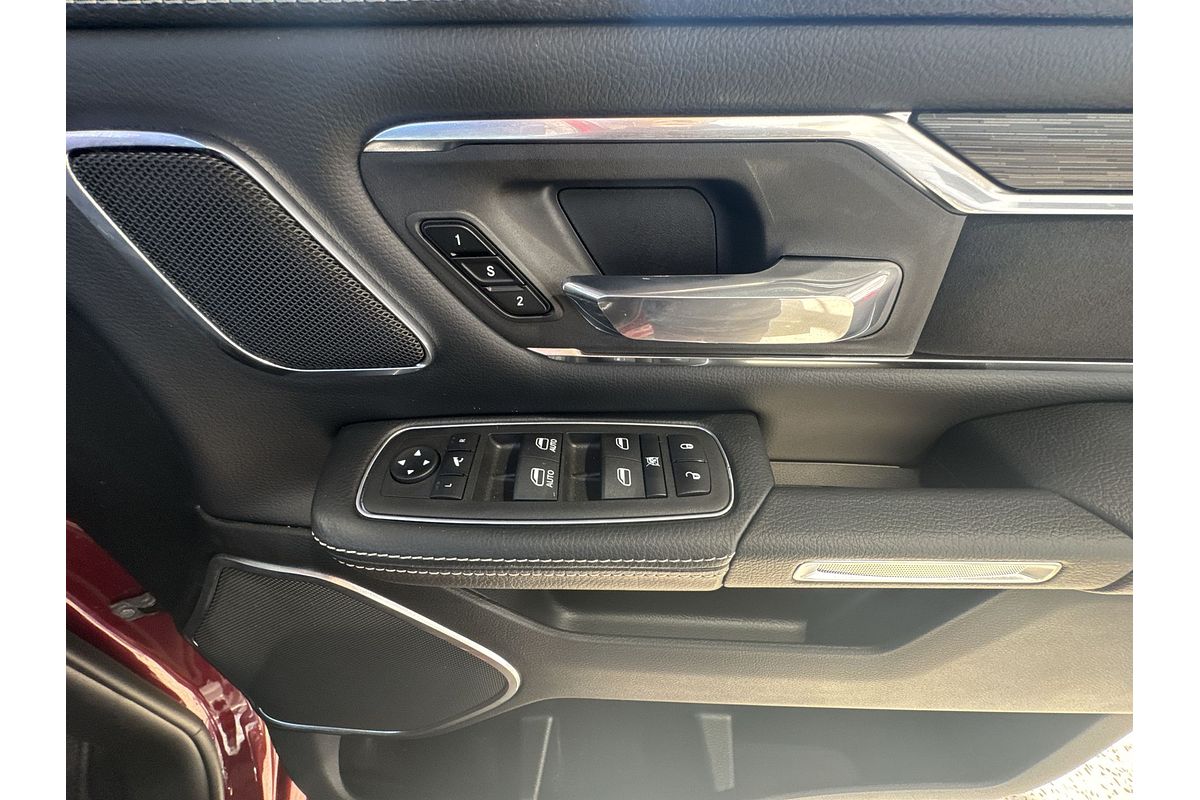 2024 RAM 1500 Laramie Sport RamBox DT 4X4 SWB