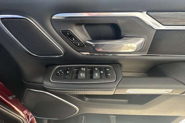 2024 RAM 1500 Laramie Sport RamBox DT 4X4 SWB