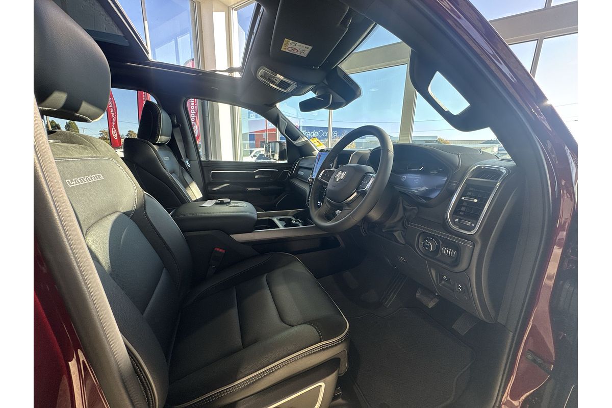 2024 RAM 1500 Laramie Sport RamBox DT 4X4 SWB