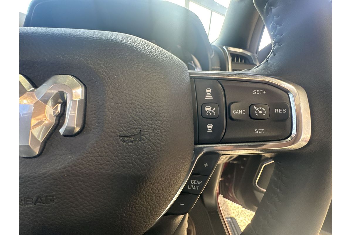 2024 RAM 1500 Laramie Sport RamBox DT 4X4 SWB
