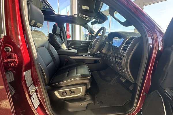 2024 RAM 1500 Laramie Sport RamBox DT 4X4 SWB