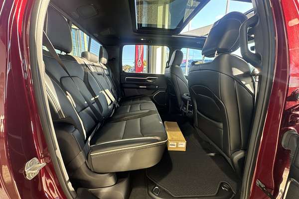 2024 RAM 1500 Laramie Sport RamBox DT 4X4 SWB