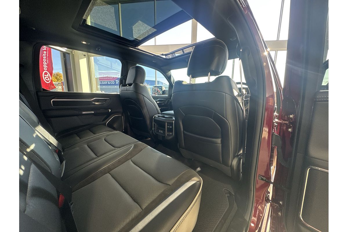2024 RAM 1500 Laramie Sport RamBox DT 4X4 SWB