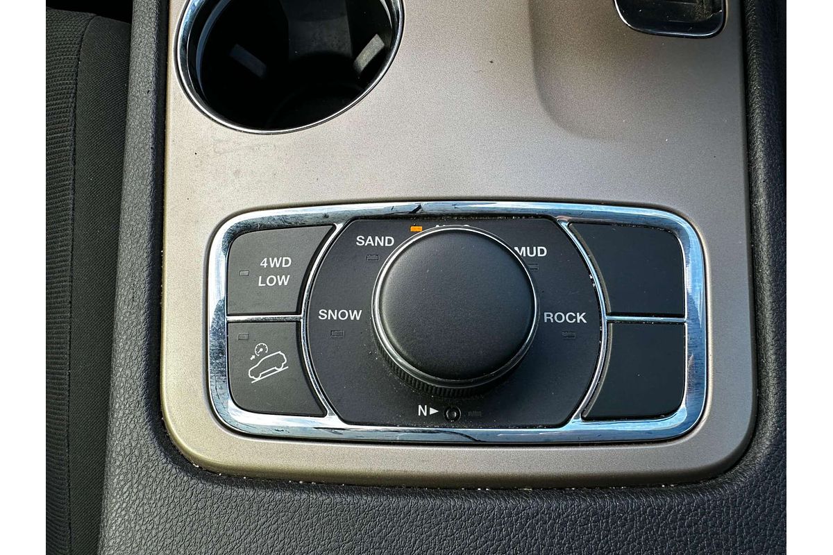 2014 Jeep Grand Cherokee Laredo WK