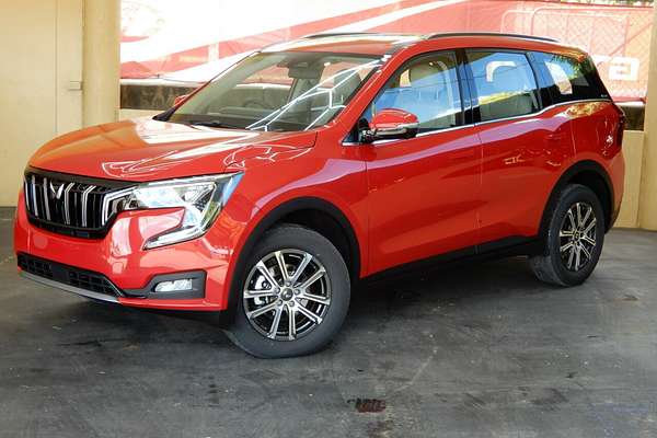 2025 Mahindra XUV700 AX7L MY25