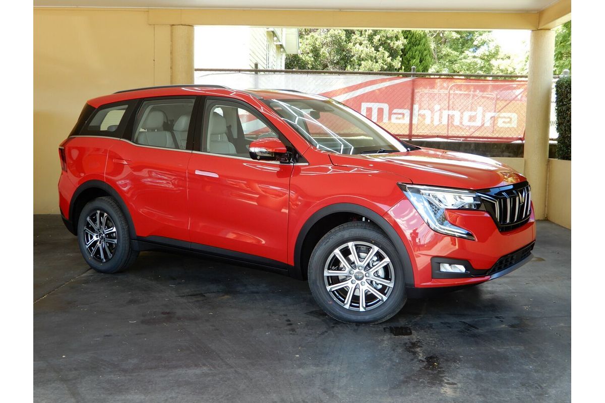 2025 Mahindra XUV700 AX7L MY25