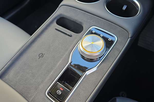 2025 MG MGS5 EV Essence 62 ZS3EM