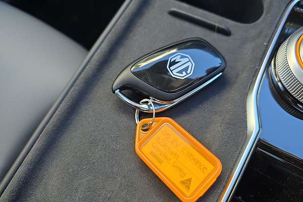 2025 MG MGS5 EV Essence 62 ZS3EM