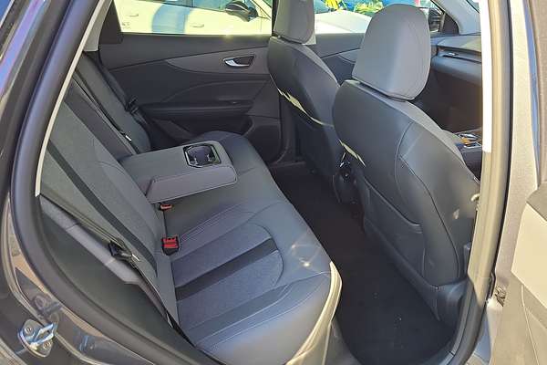 2025 MG MGS5 EV Essence 62 ZS3EM