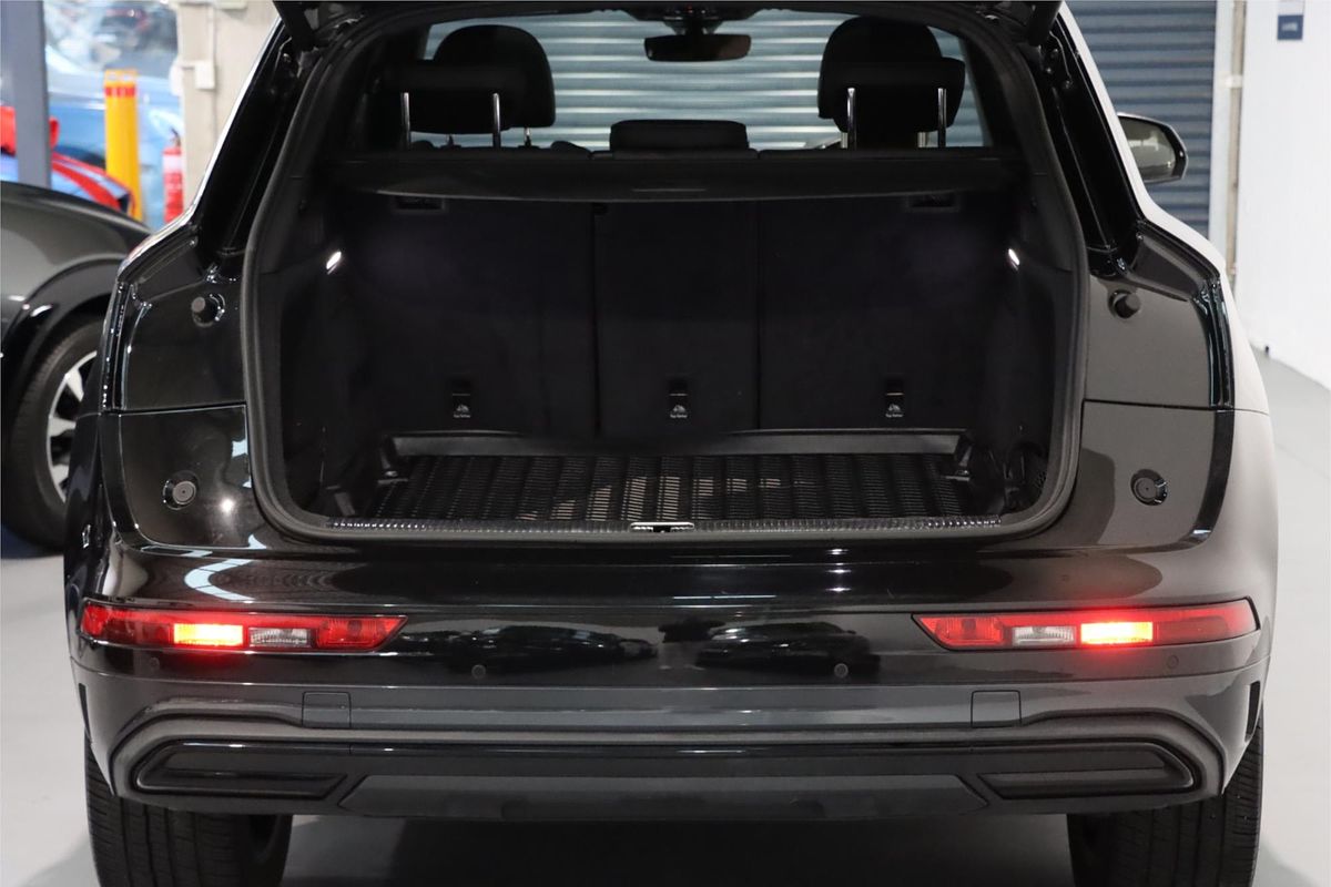 2021 Audi Q5 45 TFSI Launch Edition FY