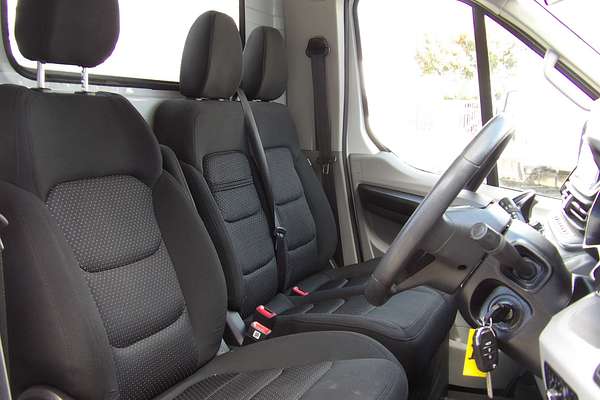 2022 LDV Deliver 9   Rear Wheel Drive LWB