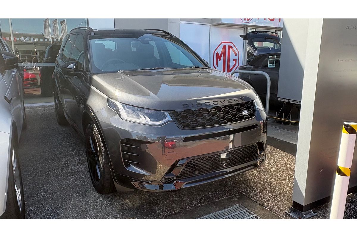 2025 Land Rover Discovery Sport P250 Dynamic SE L550