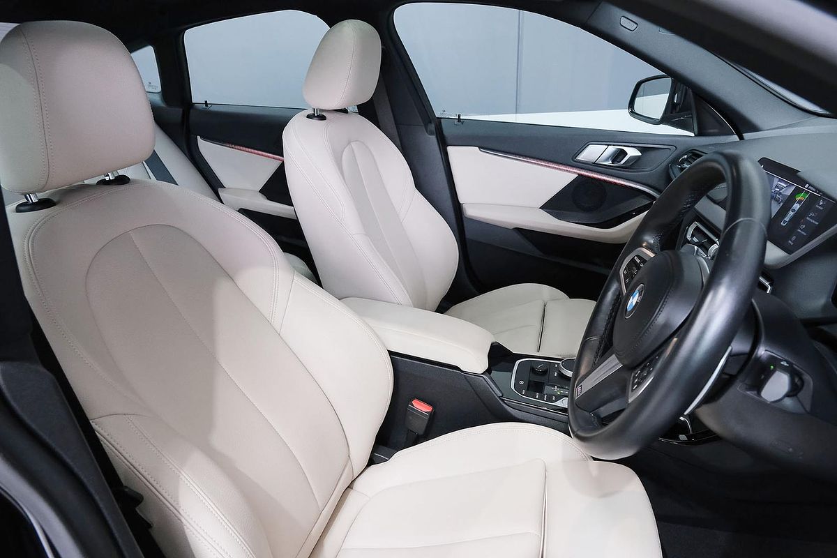 2021 BMW 2 Series 220i M Sport F44