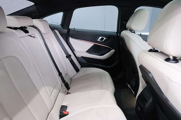 2021 BMW 2 Series 220i M Sport F44