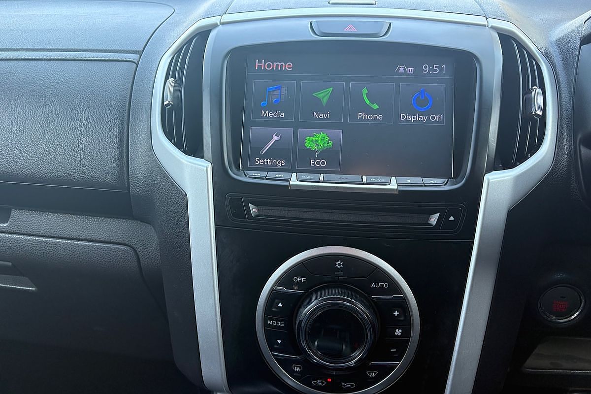 2020 Isuzu MU-X LS-T