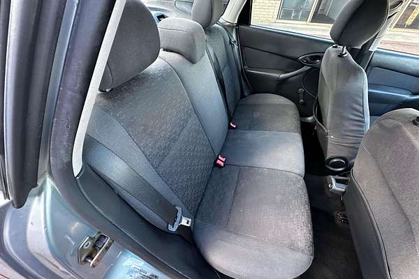 2003 Ford Focus LX LR