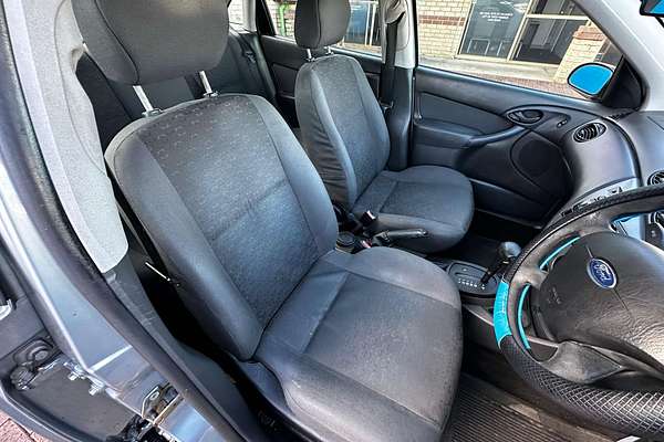 2003 Ford Focus LX LR