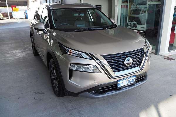 2024 Nissan X-TRAIL ST-L T33