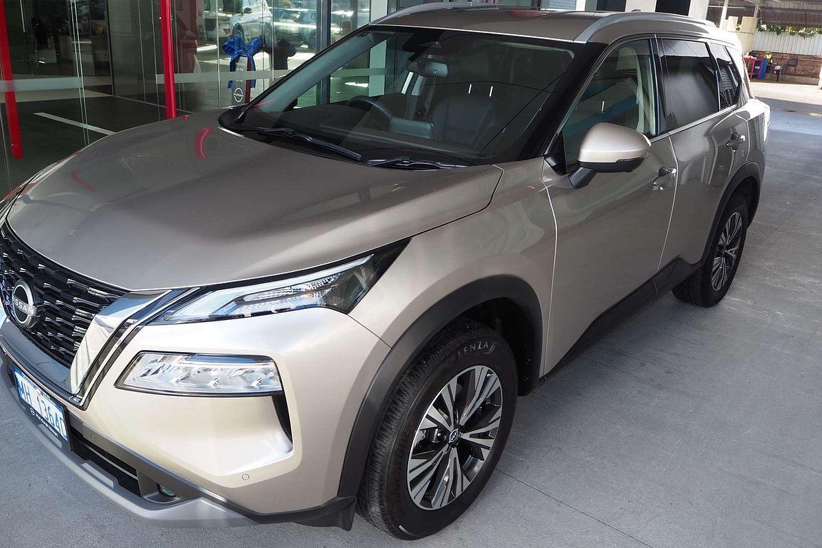 2024 Nissan X-TRAIL ST-L T33