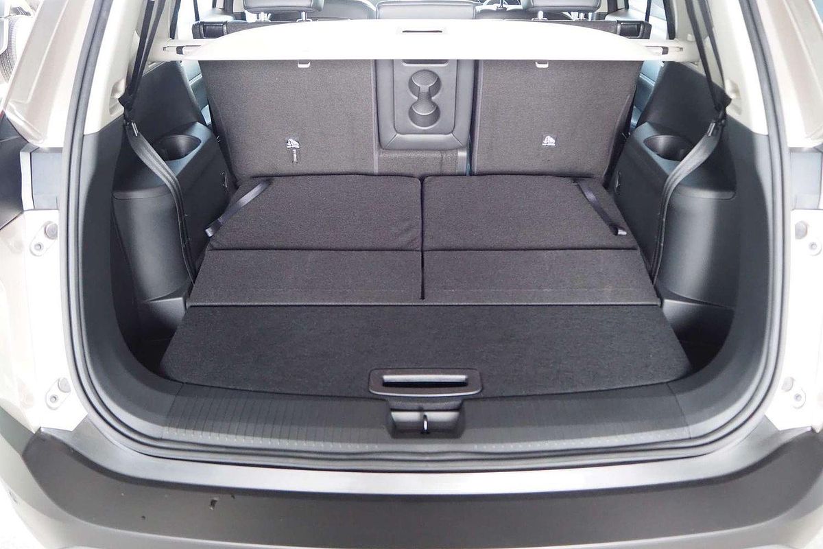 2024 Nissan X-TRAIL ST-L T33