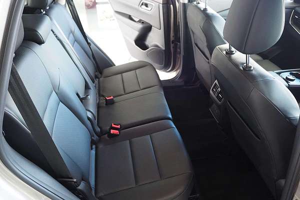 2024 Nissan X-TRAIL ST-L T33