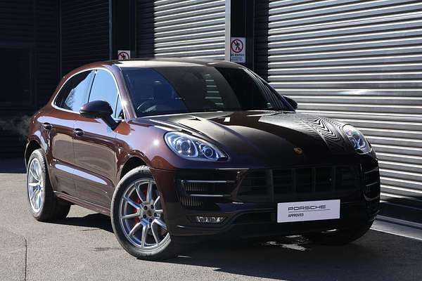 2015 Porsche Macan Turbo 95B