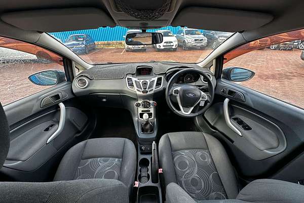 2010 Ford Fiesta LX WT