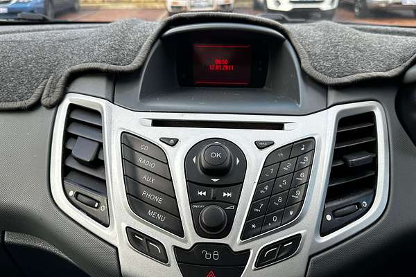 2010 Ford Fiesta LX WT